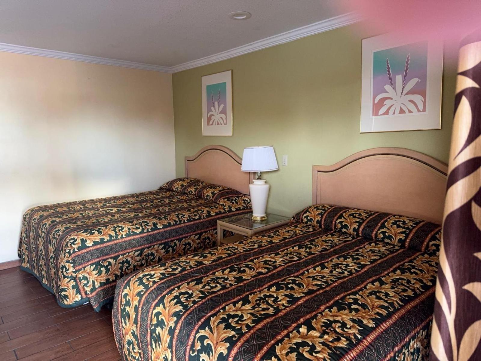 Sunstar Inn ロス・バナス エクステリア 写真