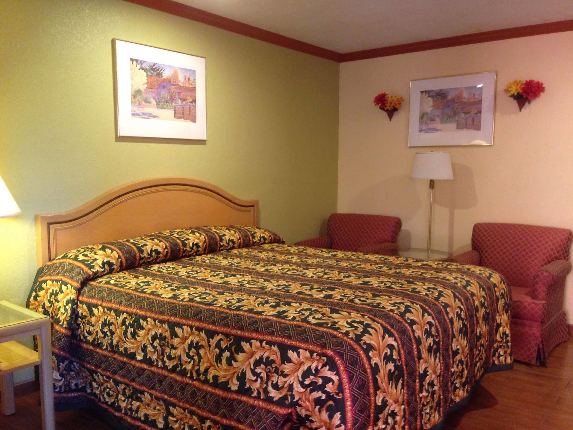 Sunstar Inn ロス・バナス エクステリア 写真